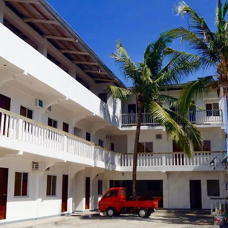 Hana Natsu Resorts Beach & Hotel Morong  Exterior photo