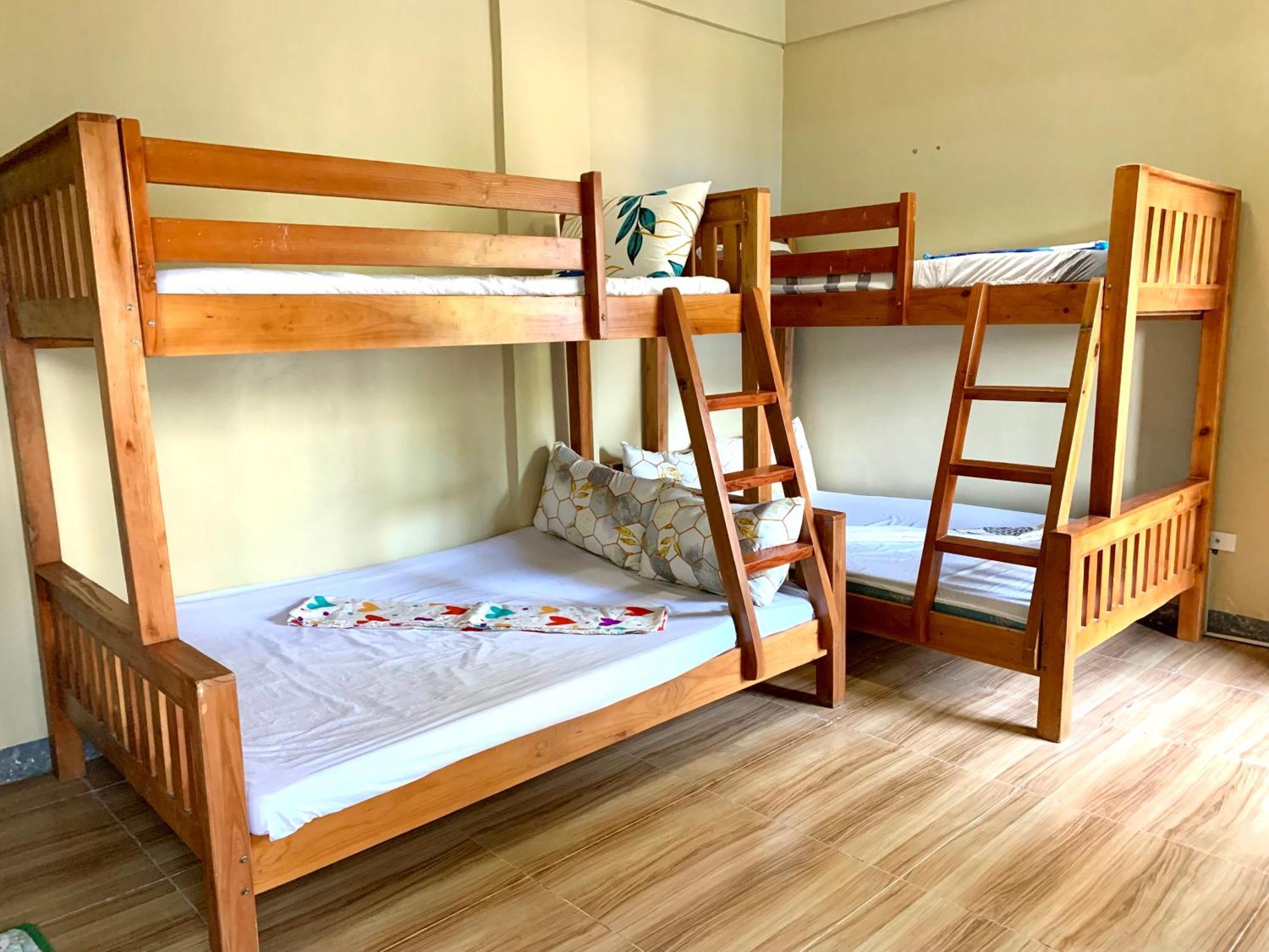 Hana Natsu Resorts Beach & Hotel Morong  Exterior photo