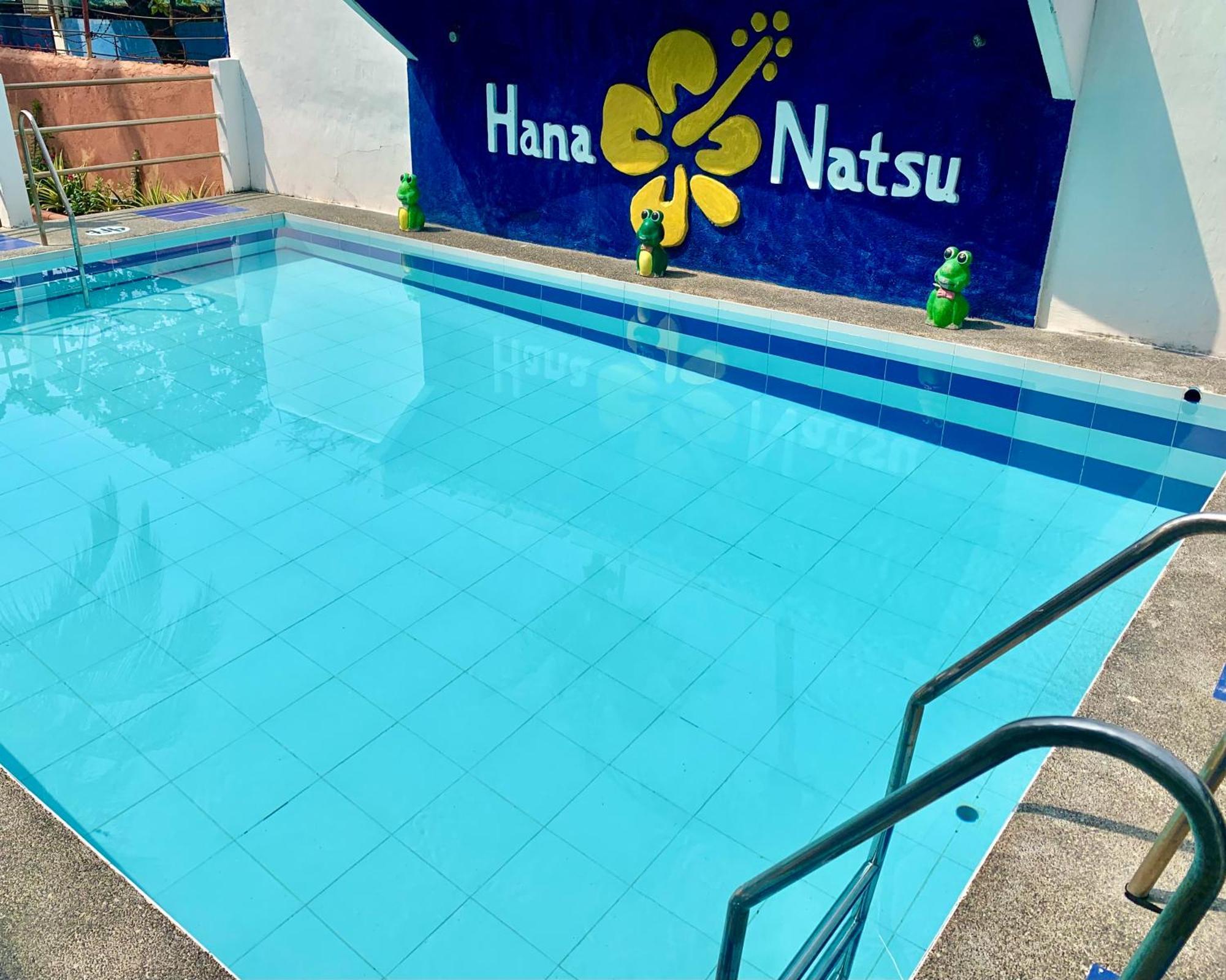 Hana Natsu Resorts Beach & Hotel Morong  Exterior photo